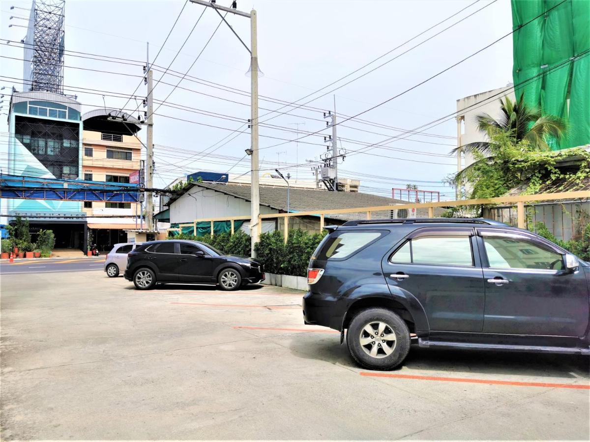 Hua Hin Irooms Экстерьер фото